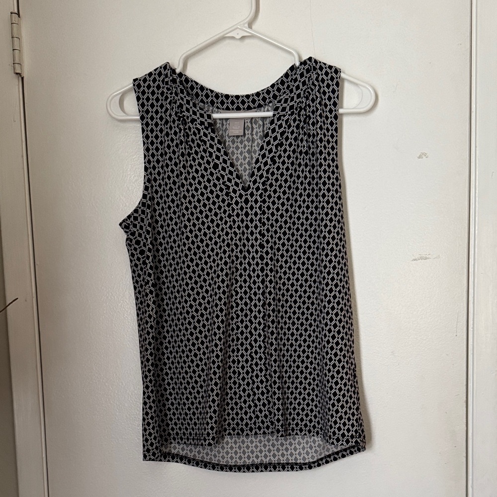 H&M Monochrome Geometric Sleeveless Blouse